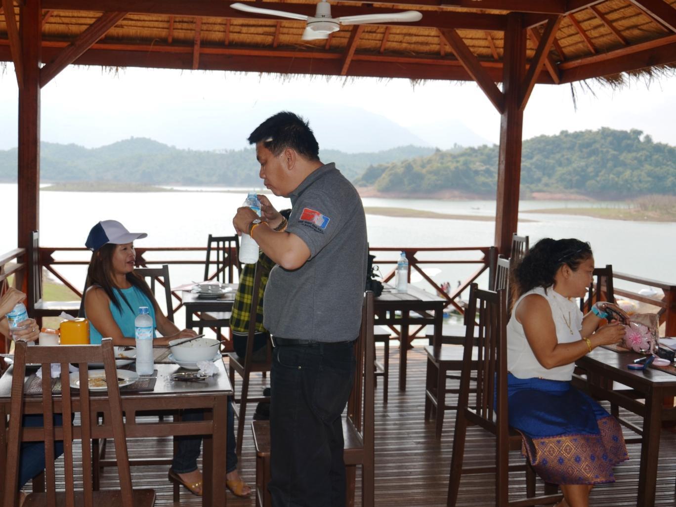 The Sanctuary Nam Ngum Beach Resort Vangviang Kültér fotó
